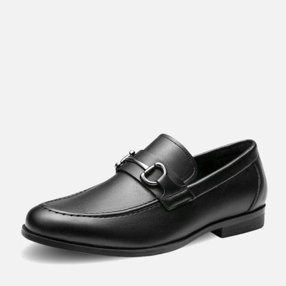 Mocassins Ryalka en cuir premium avec boucle métallique