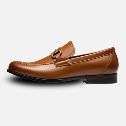 Mocassins Ryalka en cuir premium avec boucle métallique