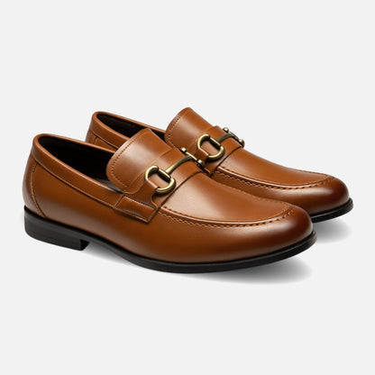Mocassins Ryalka en cuir premium avec boucle métallique