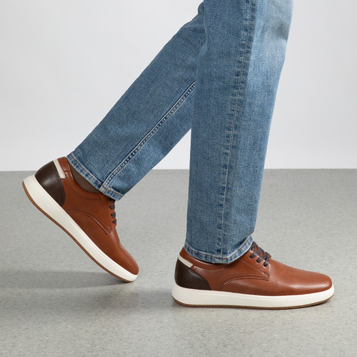 Prestige Casual Sneakers