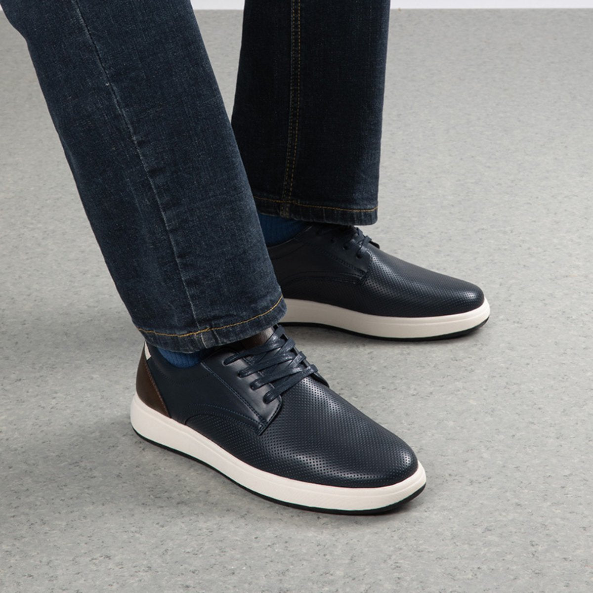 Prestige Casual Sneakers