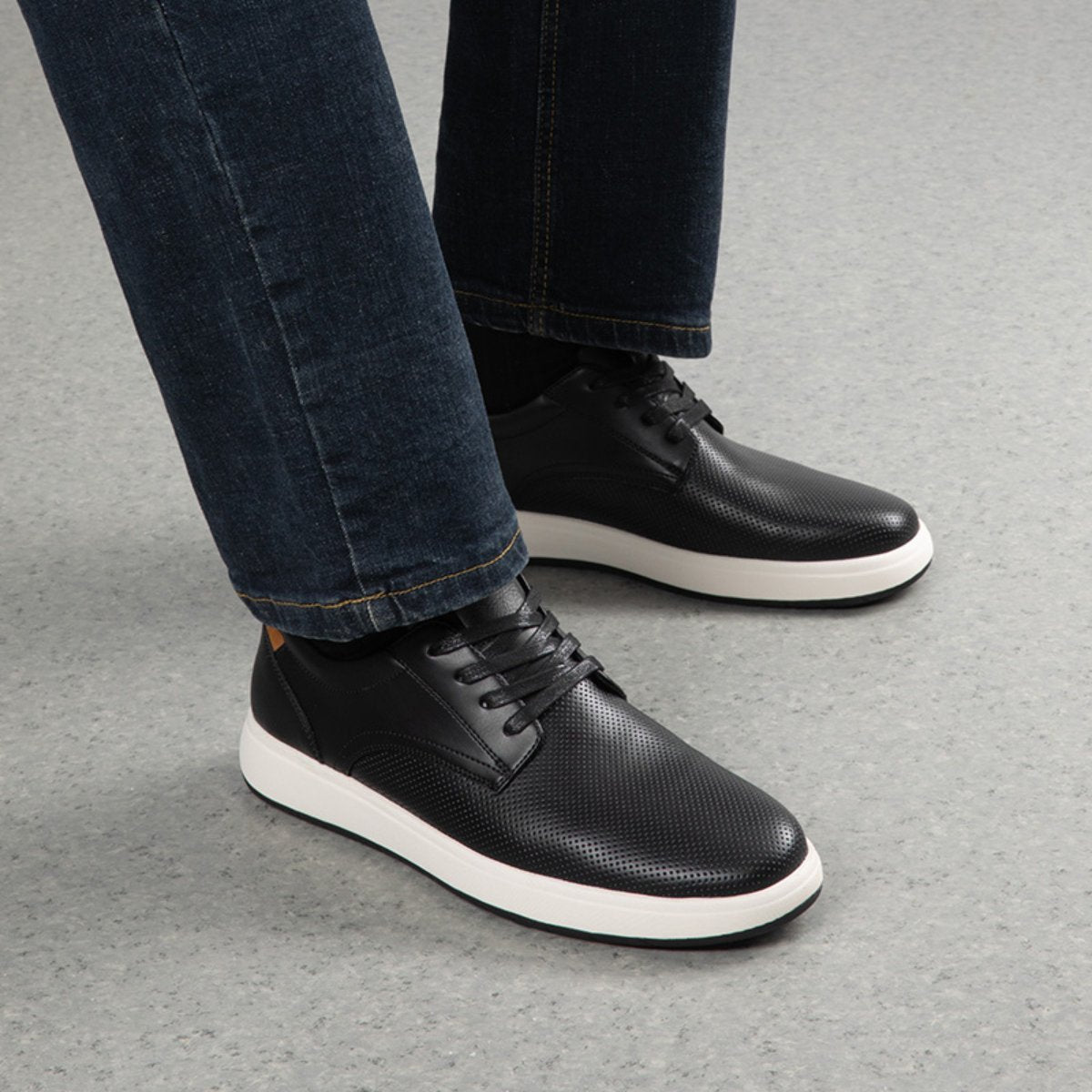 Prestige Casual Sneakers