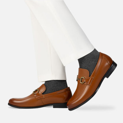 Mocassins Ryalka en cuir premium avec boucle métallique